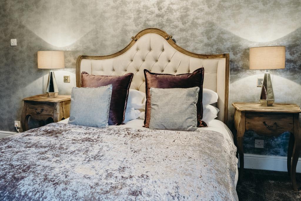 Отель Fairyhill Reynoldston Экстерьер фото